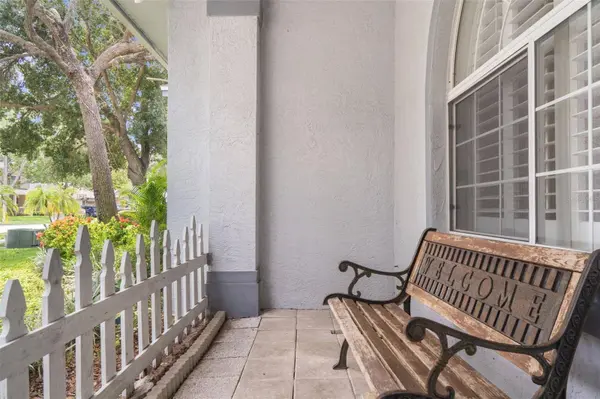 10576 SHADY OAK LN, Seminole, FL 33777