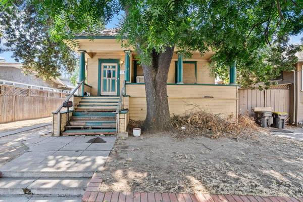 528 W Oak ST, Stockton, CA 95203