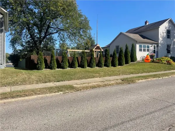 50 Moore ST, Hubbard, OH 44425