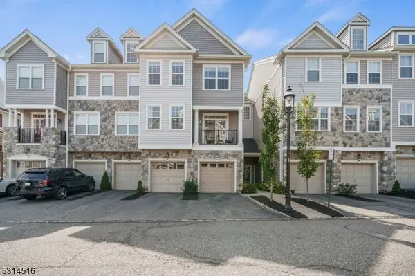 96 George Russell Way, Clifton City, NJ 07013