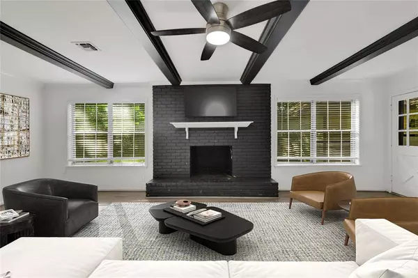 1523 Bodart DR, Houston, TX 77090