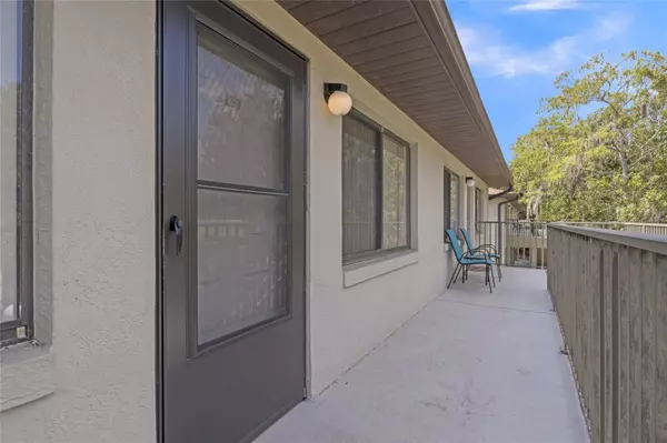 1601 BIG TREE RD #807, South Daytona, FL 32119