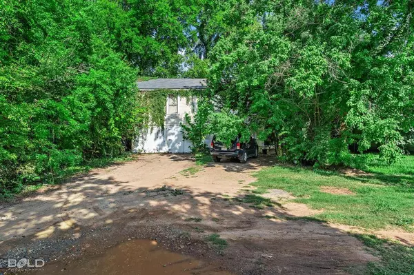 919 Mcdade Street, Bossier City, LA 71112