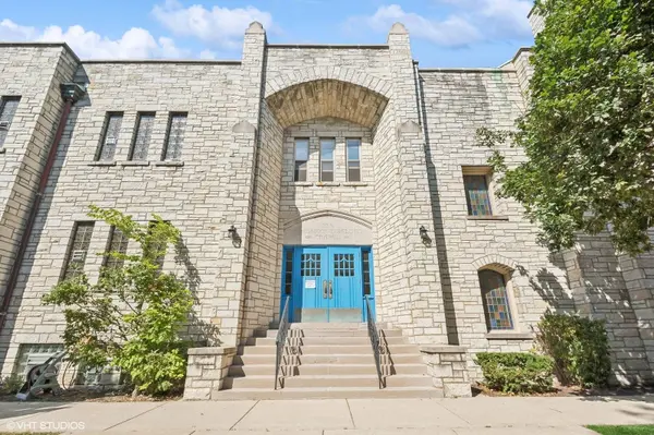 4300 N Hermitage AVE, Chicago, IL 60613