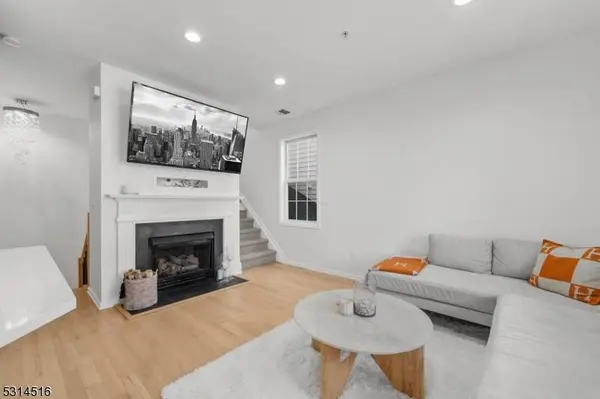 96 George Russell Way, Clifton City, NJ 07013