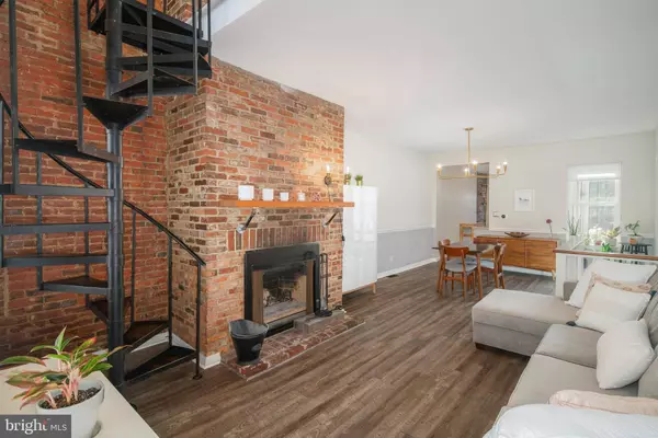 807 S 18TH ST, Philadelphia, PA 19146