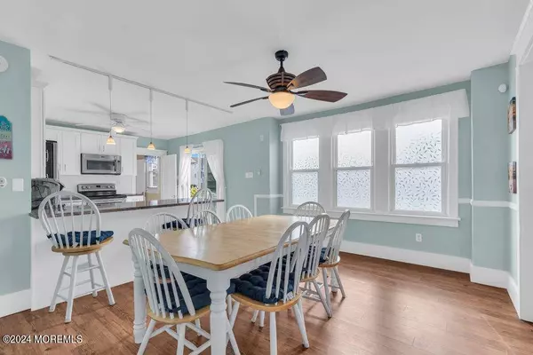 101 W Magnolia Avenue, Wildwood, NJ 08260