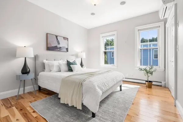 48 Woodlawn Street #8, Boston, MA 02130