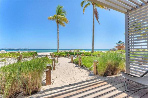 18975 Collins Ave #5302+Cabana 6, Sunny Isles Beach, FL 33160