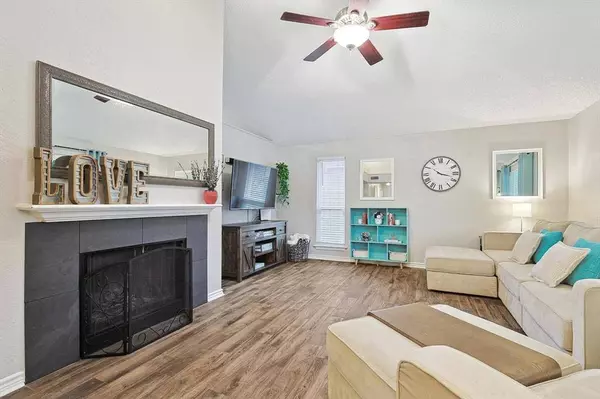 1533 N Valley Parkway, Lewisville, TX 75077