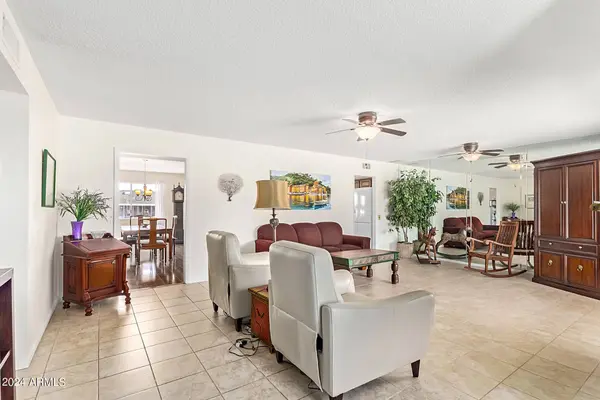 10129 W CHAPARRAL Drive, Sun City, AZ 85373