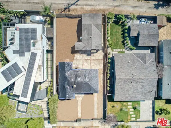 1114 Ozone Ave, Santa Monica, CA 90405