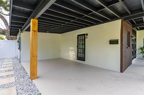 2913 WALNUT ST, Orlando, FL 32806