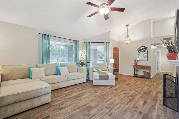 1533 N Valley Parkway, Lewisville, TX 75077