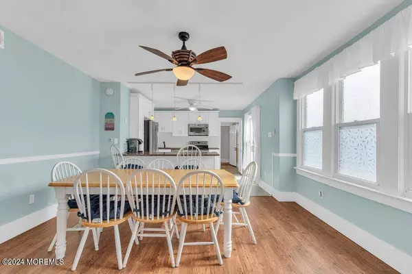 101 W Magnolia Avenue, Wildwood, NJ 08260