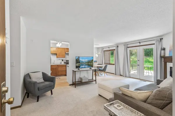 6991 Langford CT, Edina, MN 55436