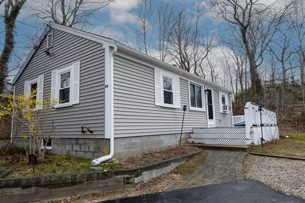 64 Dumont Drive, Hyannis, MA 02601