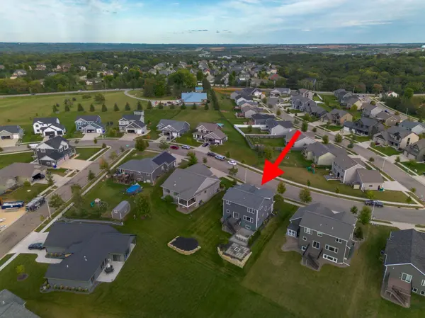 3235 Woodstone DR SW, Rochester, MN 55902