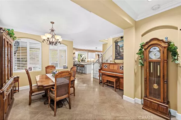 9 Hearthside RD, Ladera Ranch, CA 92694