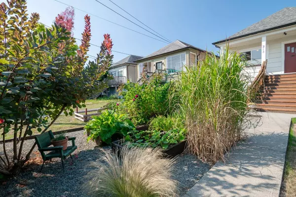 213 Machleary St, Nanaimo, BC V9R 2G7