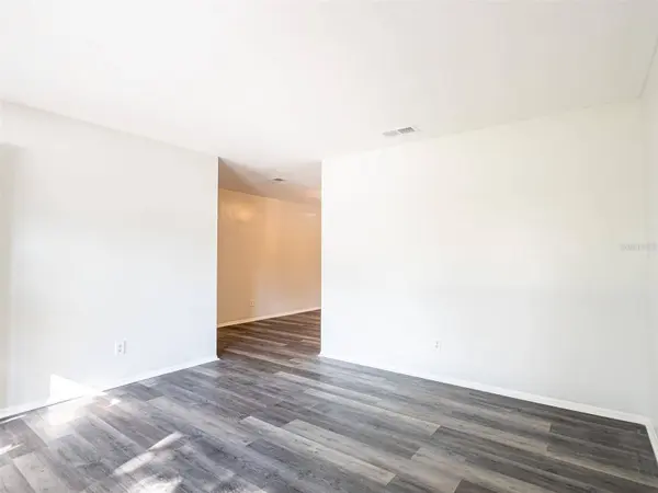 111 N HART BLVD, Orlando, FL 32835