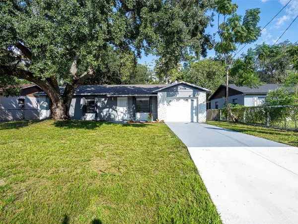 111 N HART BLVD, Orlando, FL 32835