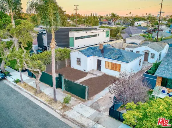 1114 Ozone Ave, Santa Monica, CA 90405