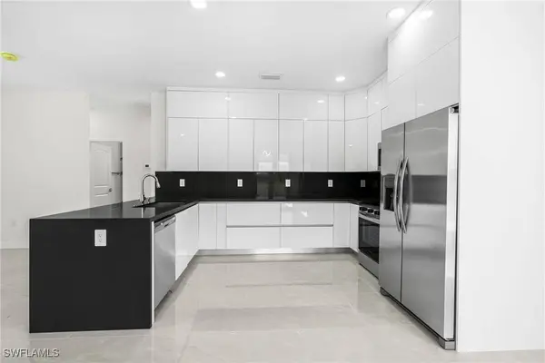 3215 40th ST SW, Lehigh Acres, FL 33976