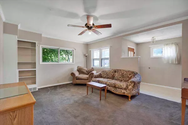 404 W 3RD Street, Beaver Dam, WI 53916