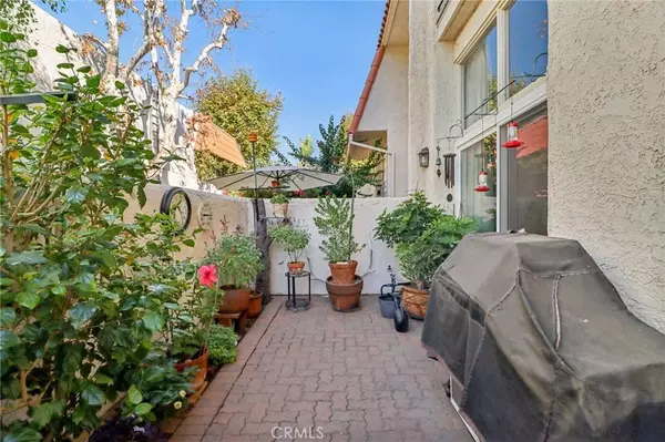 6225 Nita AVE, Woodland Hills, CA 91367