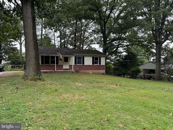 20 FULTON AVE, Stewartstown, PA 17363