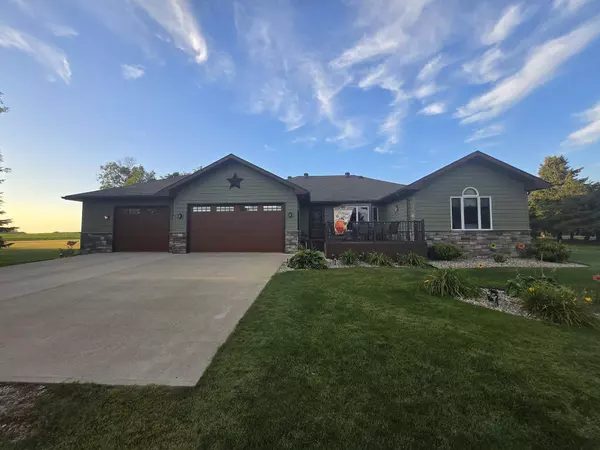 284 Sunset Drive S, Mina, SD 57451