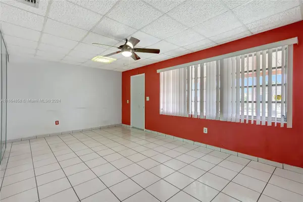 611 E 7th St, Hialeah, FL 33010