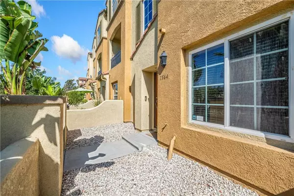 1564 Caminito Zaragosa, Chula Vista, CA 91913
