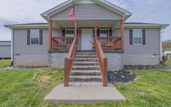 22 Young Rd, Buffalo Valley, TN 38548