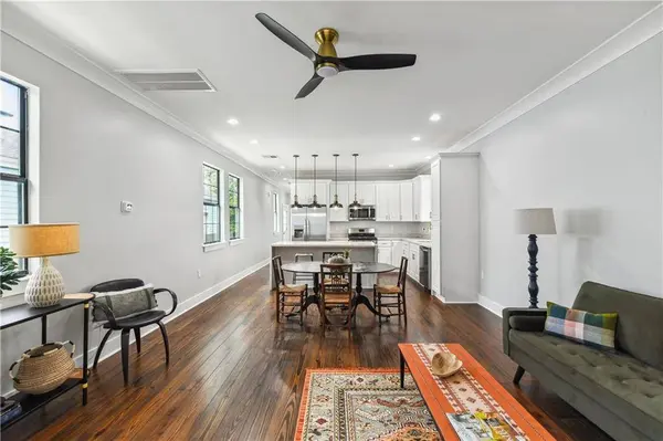 8329 HICKORY ST, New Orleans, LA 70118