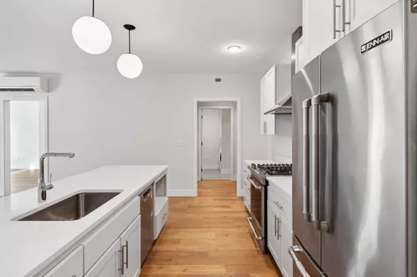 383 Commercial ST #312, Portland, ME 04101