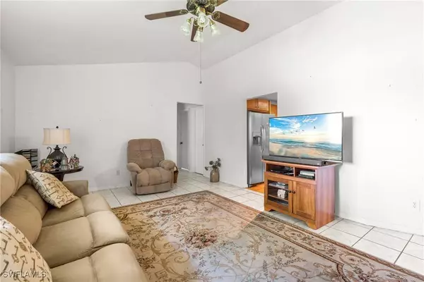 2126 Country Club BLVD, Cape Coral, FL 33990