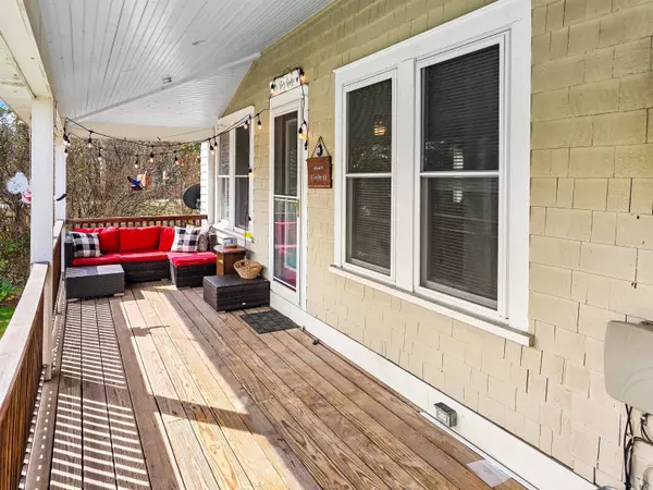 44 School ST, Springfield, VT 05156