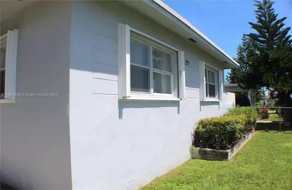 12221 SW 188 St, Miami, FL 33177