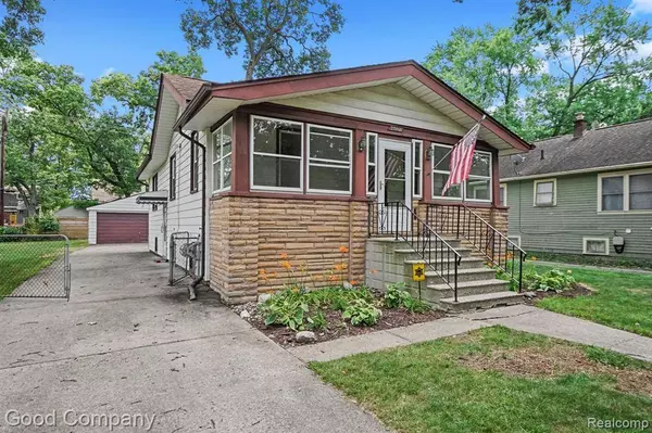 23466 FOREST Street, Oak Park, MI 48237