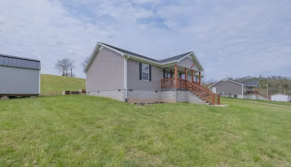 22 Young Rd, Buffalo Valley, TN 38548