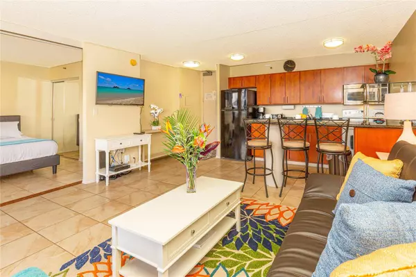 201 Ohua Avenue #T2-1011, Honolulu, HI 96815