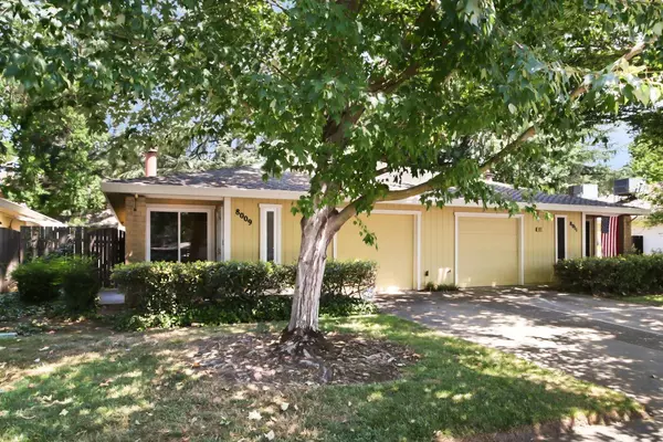 8009 La Riviera DR, Sacramento, CA 95826