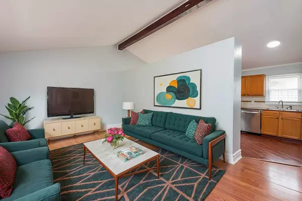 2001 34th Street, Zion, IL 60099