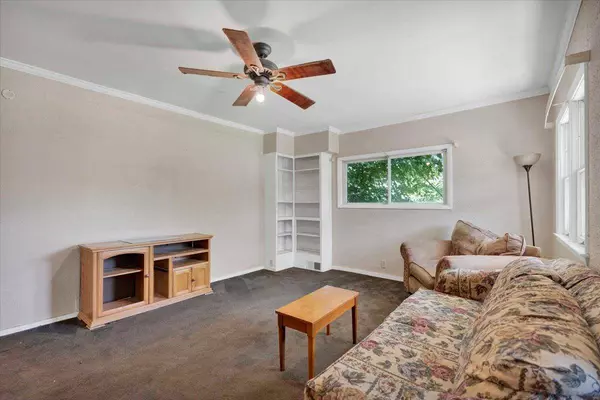 404 W 3RD Street, Beaver Dam, WI 53916