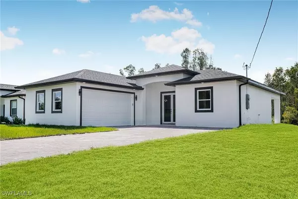 3215 40th ST SW, Lehigh Acres, FL 33976