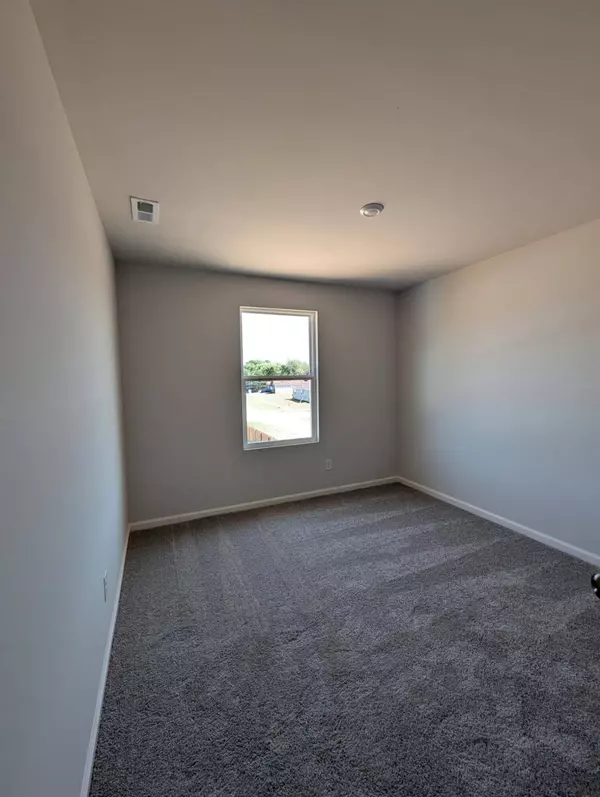 144 Red Hawk Drive, Vine Grove, KY 40175