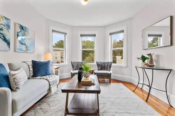 33 Wachusett St #3, Boston, MA 02130