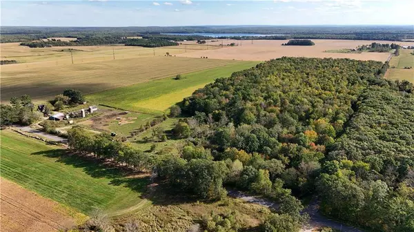 16423 W Metcalf Road, Stone Lake, WI 54876